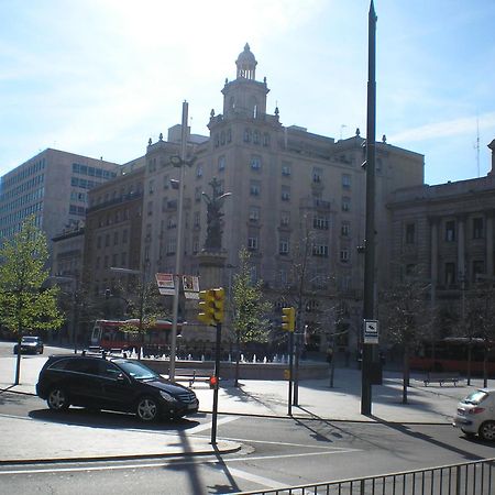 Apartamentos Plaza Espana Deluxe Saragosse Extérieur photo